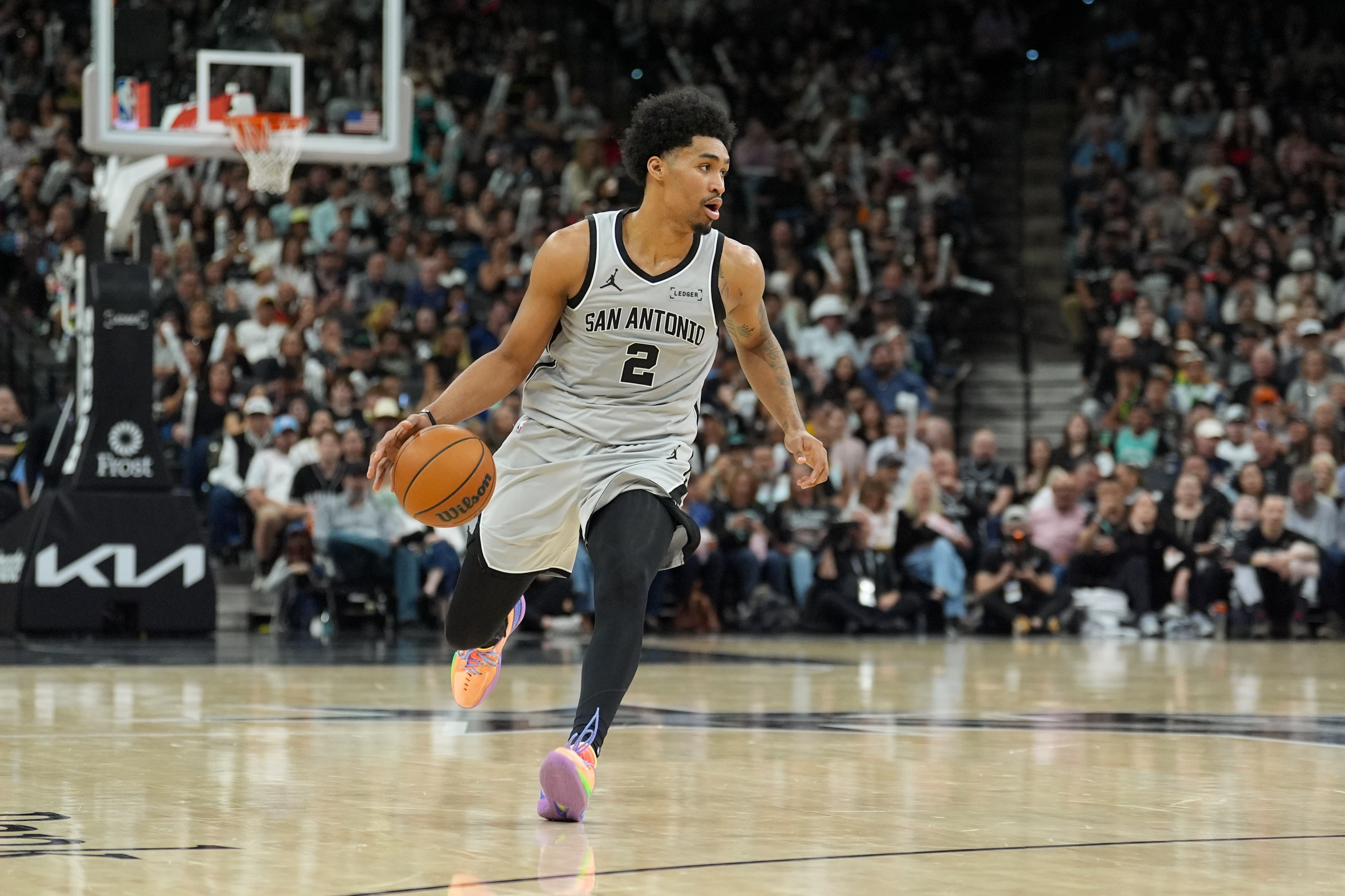 yl23455永利最新网址-为何马刺如此之强？文班受伤，看出答案，榜眼替补都挡不住爆发了|哈珀|科内特|圣安东尼奥马刺队|NBA常规赛|费城76人队_新浪体育_新浪新闻